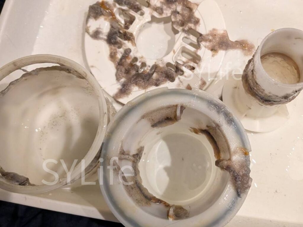 豊島区 ドラム式洗濯機 排水口洗浄作業｜NA-LX129Bクリーニング