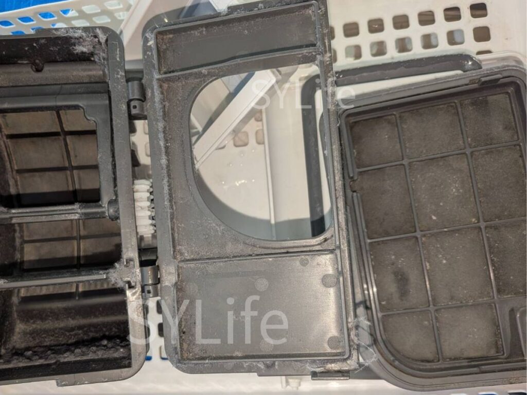 港区 シャープ ES-W112 乾燥フィルター ホコリ詰まり 
