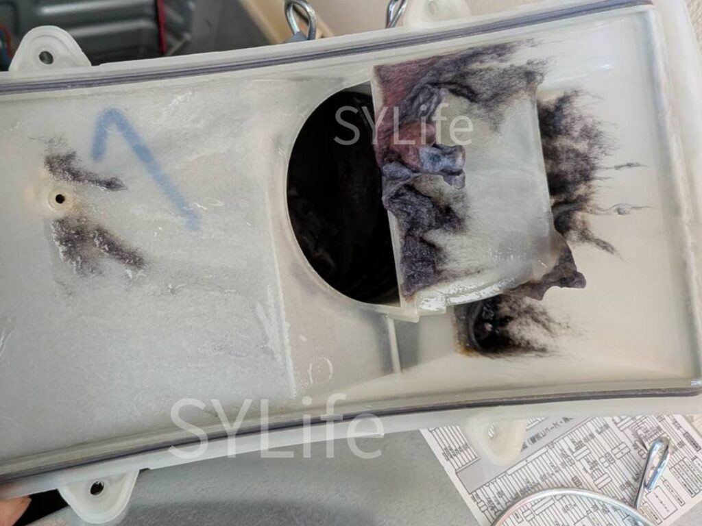 シャープES-W112 乾燥経路のホコリ詰まり（港区）