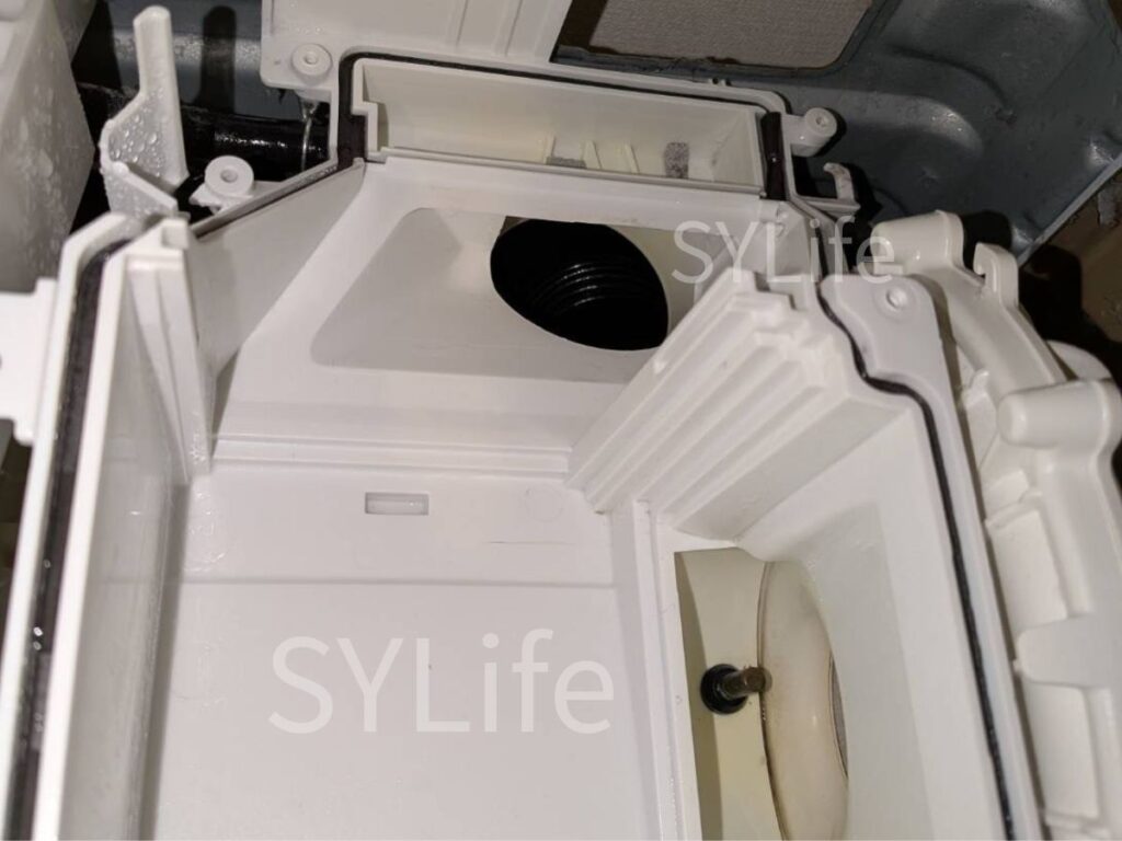 東京都中央区 日立BD-STX110GL 乾燥経路クリーニング後 ホコリ除去