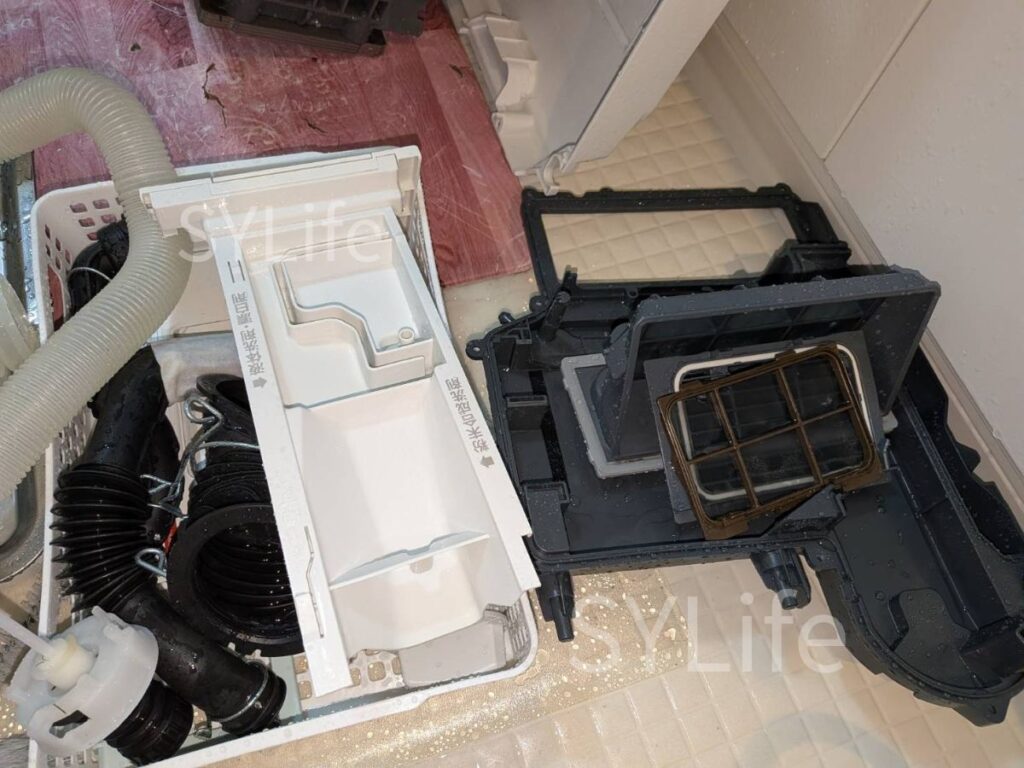 NA-VX3900L 乾燥フィルター、排水経路、洗剤ケース各種パーツ洗浄後