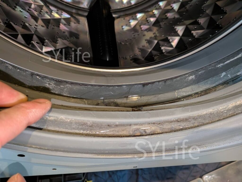 NA-VX3900L 脱水受けカバー 排水経路ホコリ詰まり