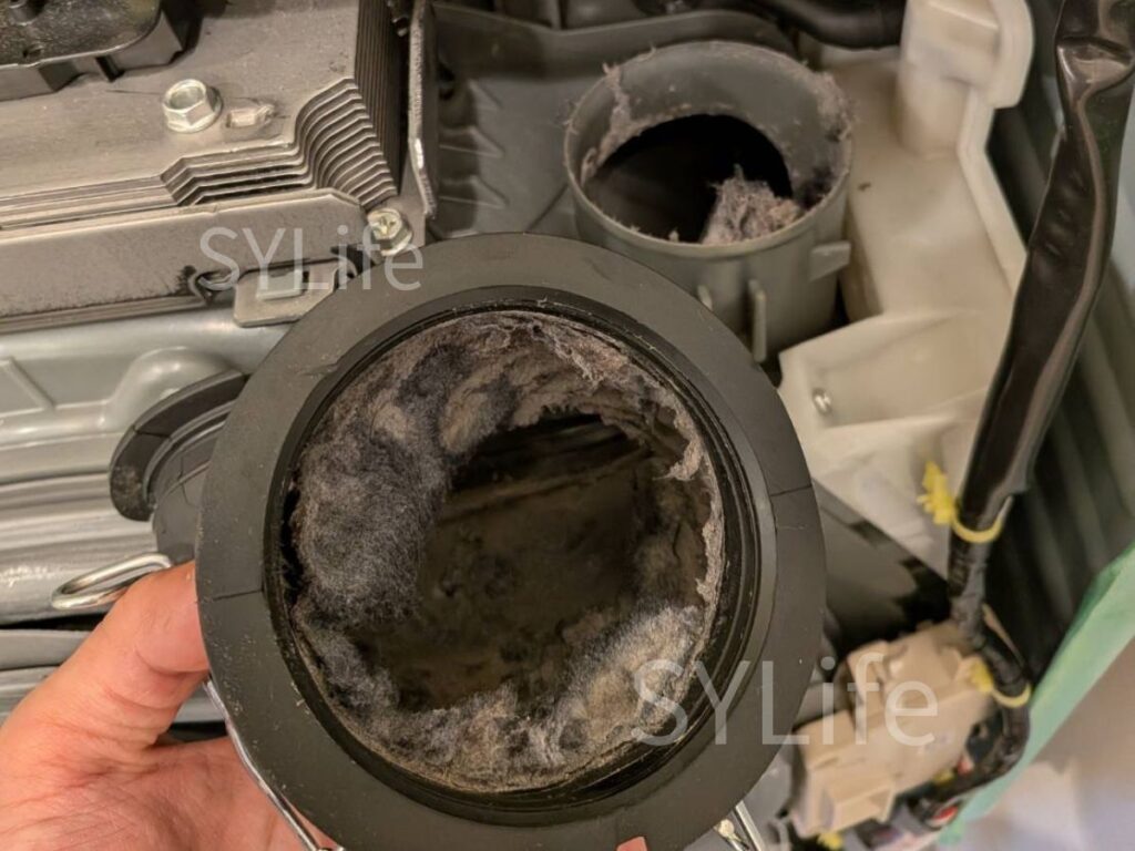 港区 パナソニック NA-VX9800L乾燥経路のダクトにホコリ詰まり