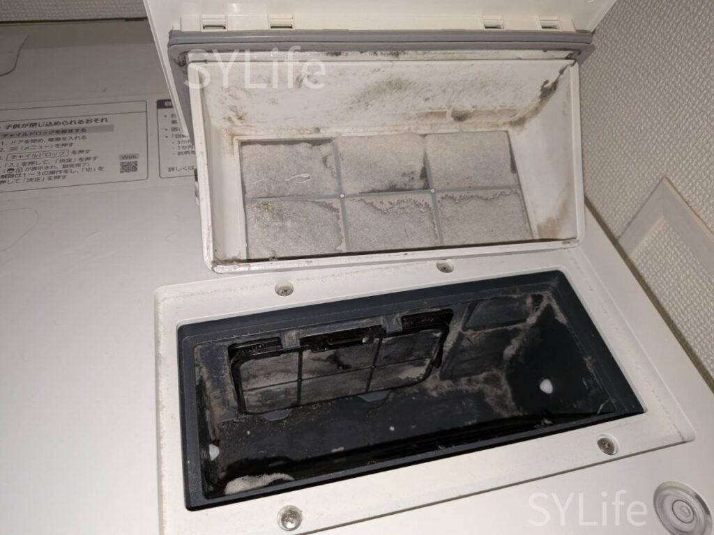 港区Panasonicドラム式洗濯機NA-LX129A乾燥フィルターホコリ詰まり