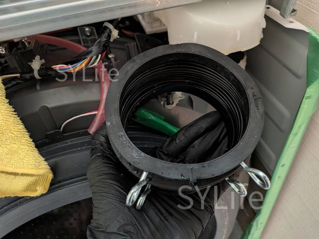 品川区東芝ドラム式洗濯機クリーニングTW-127XP1乾燥経路ダクト洗浄後