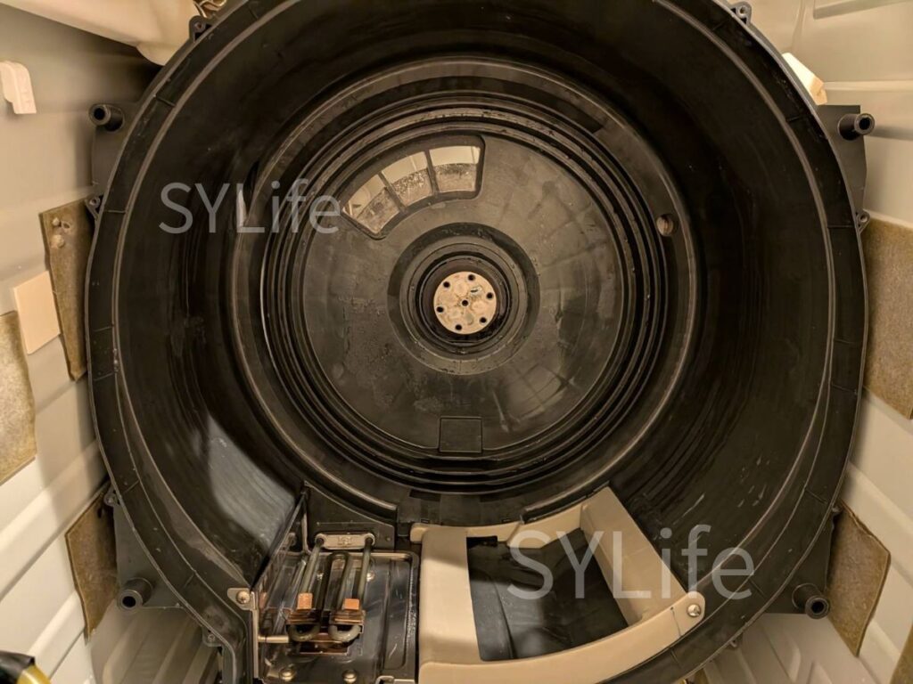 世田谷区東芝ドラム式洗濯機クリーニングTW-127X7洗濯外槽洗浄後
