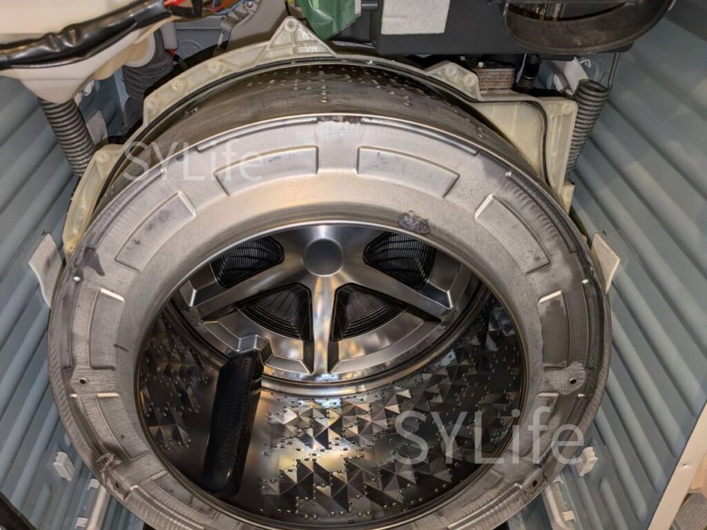 世田谷区パナソニックドラム式洗濯機NA-VX800BL洗濯槽汚れ