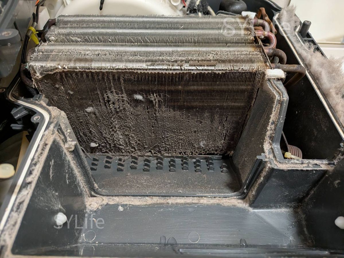 草加市NA-VX900ALパナソニックドラム式洗濯機ヒートポンプ洗浄前