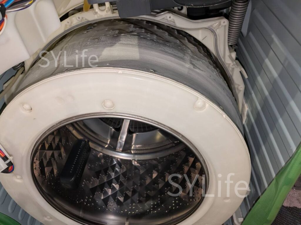 世田谷区 Panasonic NA-LX127BL-W 洗濯槽洗浄前