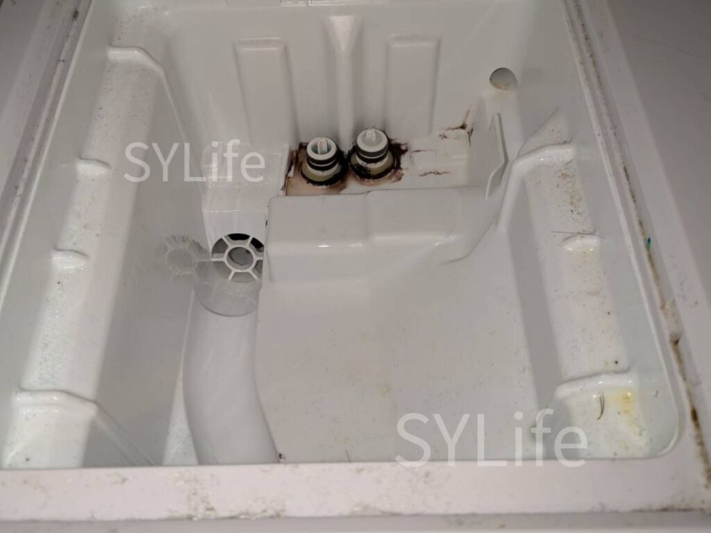 中央区日本橋日立ドラム式洗濯機BD-SX110FR洗剤自動投入口カビ汚れ