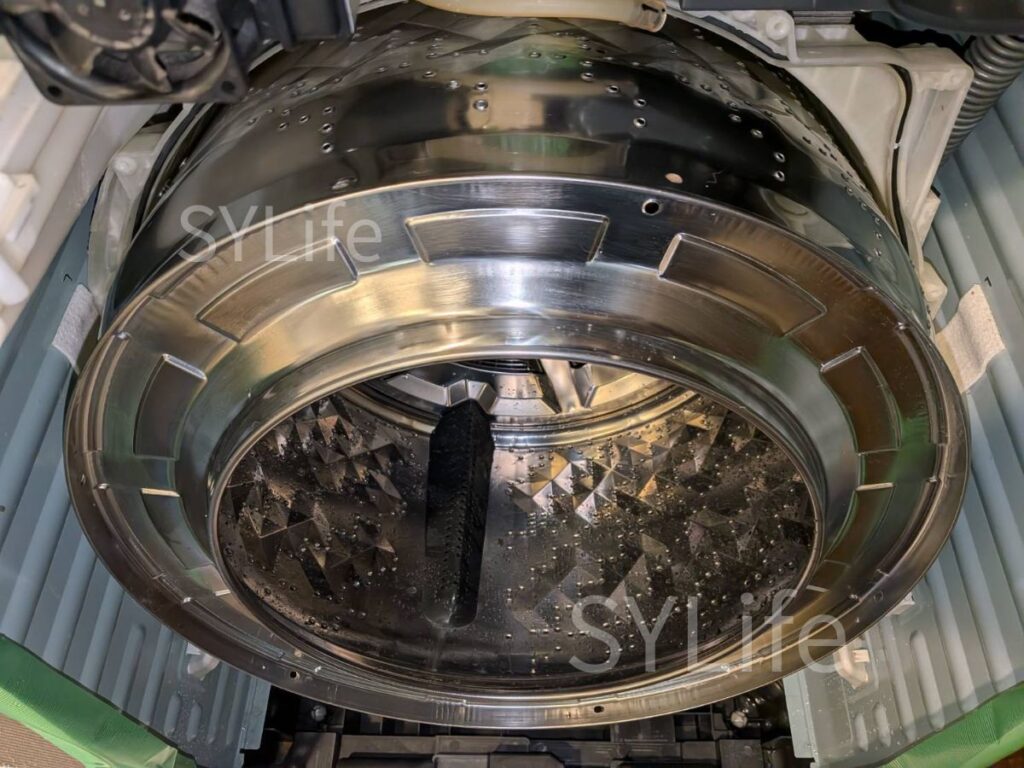 江東区ドラム式洗濯機Panasonic NA-VX8700R洗濯槽洗浄後