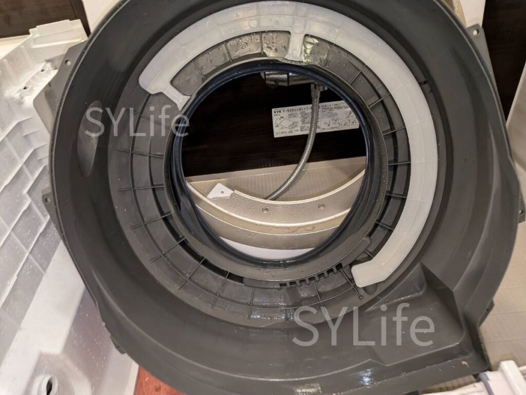 東京都中央区 東芝TW-127X7L ドラム式洗濯機クリーニング脱水受けカバー洗浄後