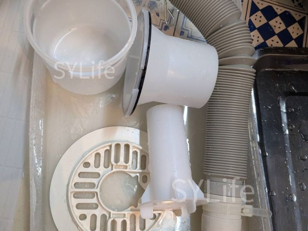 荒川区Panasonicドラム式洗濯機クリーニングNA-VX3500L排水口洗浄後
